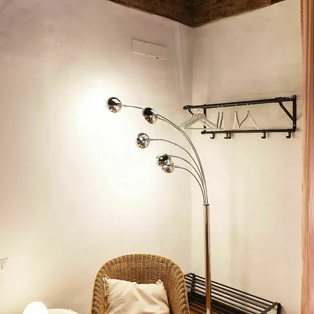 Aroma 1 Guest house